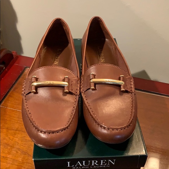 Ralph Lauren Women’s Mid Brown Loafer 9B - Picture 2 of 8